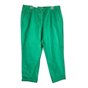 Crown & Ivy Relaxed Green Capris